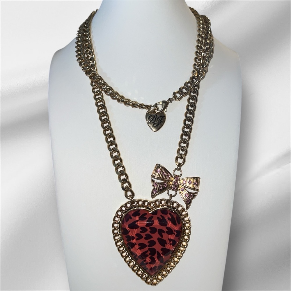 OG HTF VINTAGE Betsey Johnson Lucite  Necklace